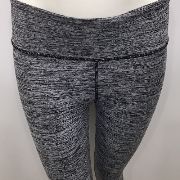 Infinite Gray Black Legging Size Medium - Picture 2 of 11